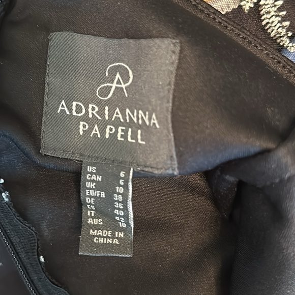 Sz6 Adrianna Papell navy cocktail/event dress with bell sleeves - Picture 5 of 5